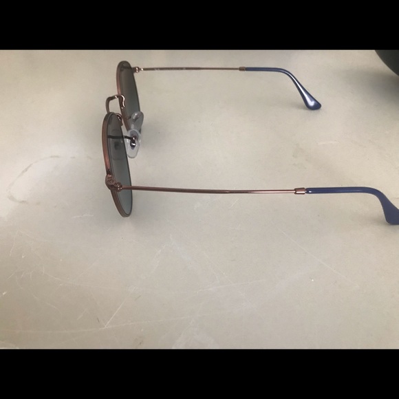 Sunglasses - Picture 2 of 3